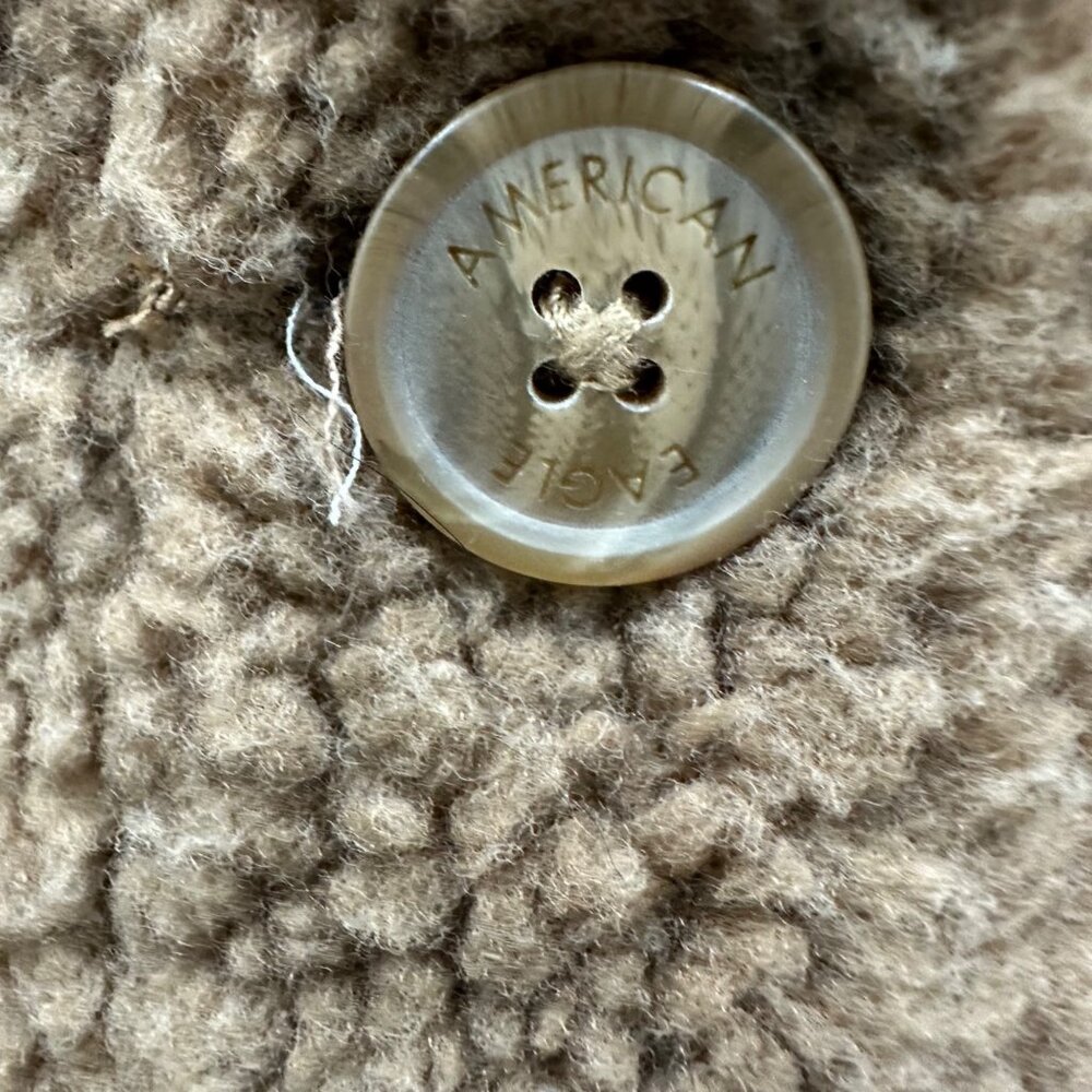 American Eagle Sherpa Button Up Shacket Shirt w Pockets Warm Winter Womans Small - Picture 4 of 10
